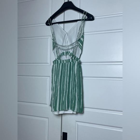 Lulu’s Oceanside Adventure Striped Backless Skater Dress Green - Picture 7 of 11
